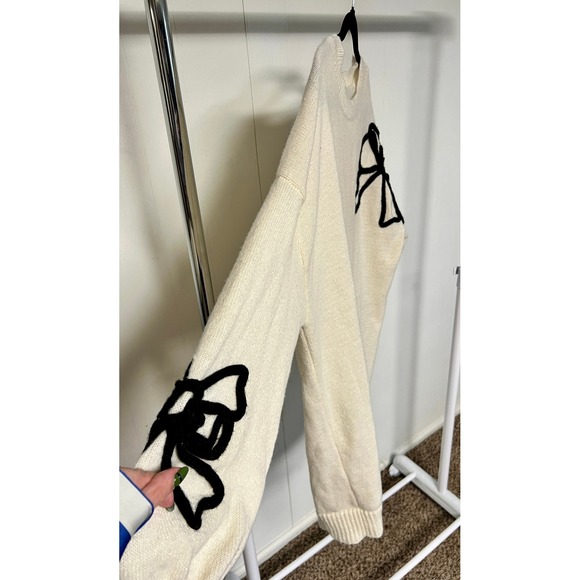 Cream Knit Sweater Embellished Bows - Picture 3 of 5